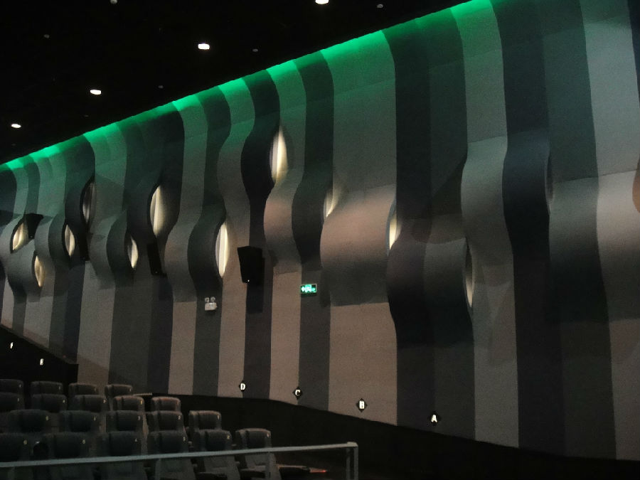 济南百老汇影城(en)